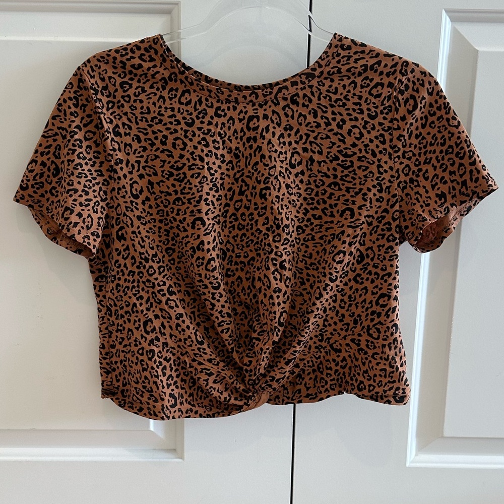 H&M cropped leopard print twist front t-shirt